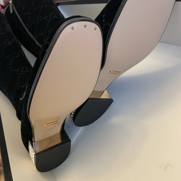 Gucci suede boots - Picture 2 of 4